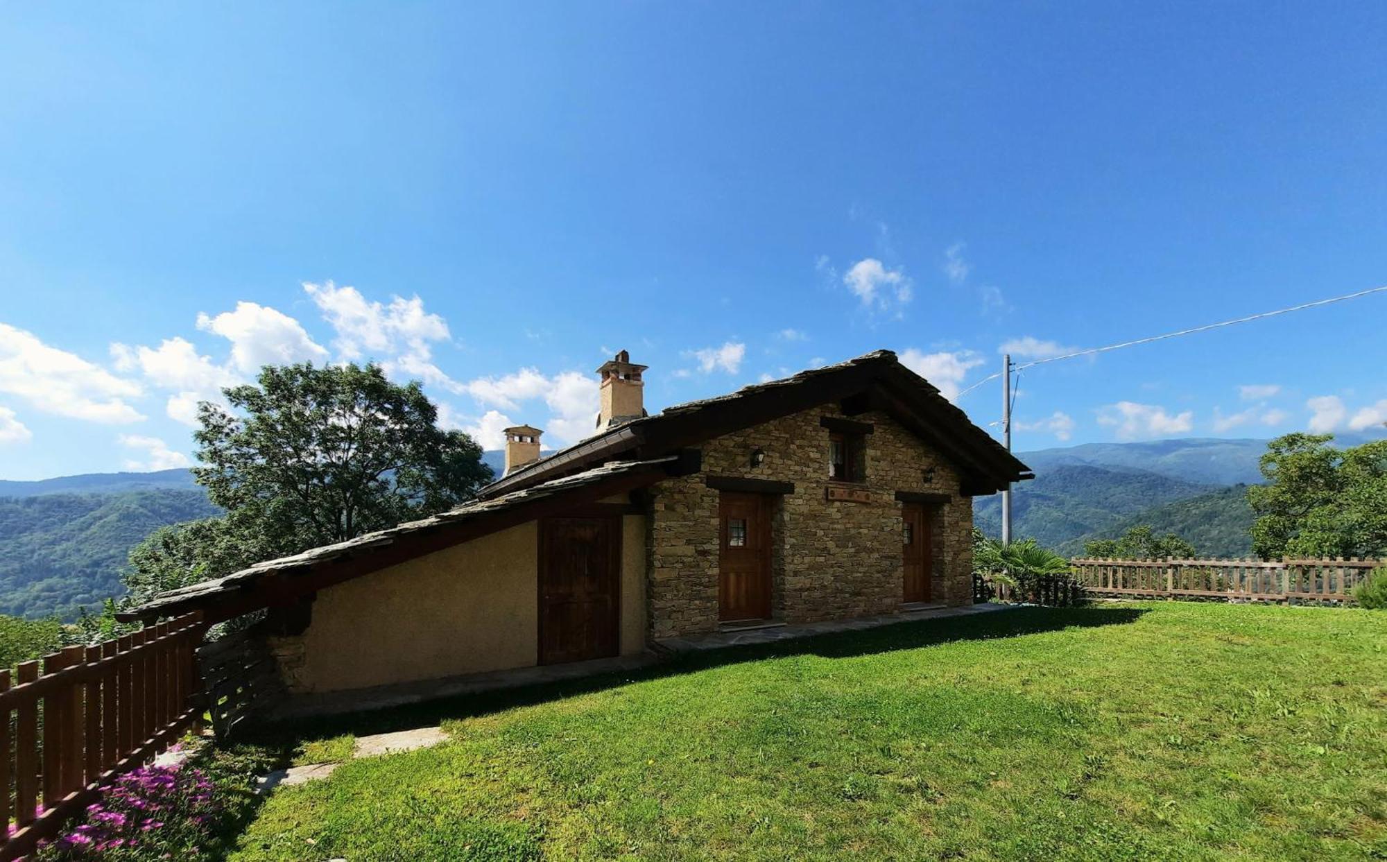 La Baita Nel Bosco Brossasco Exterior foto
